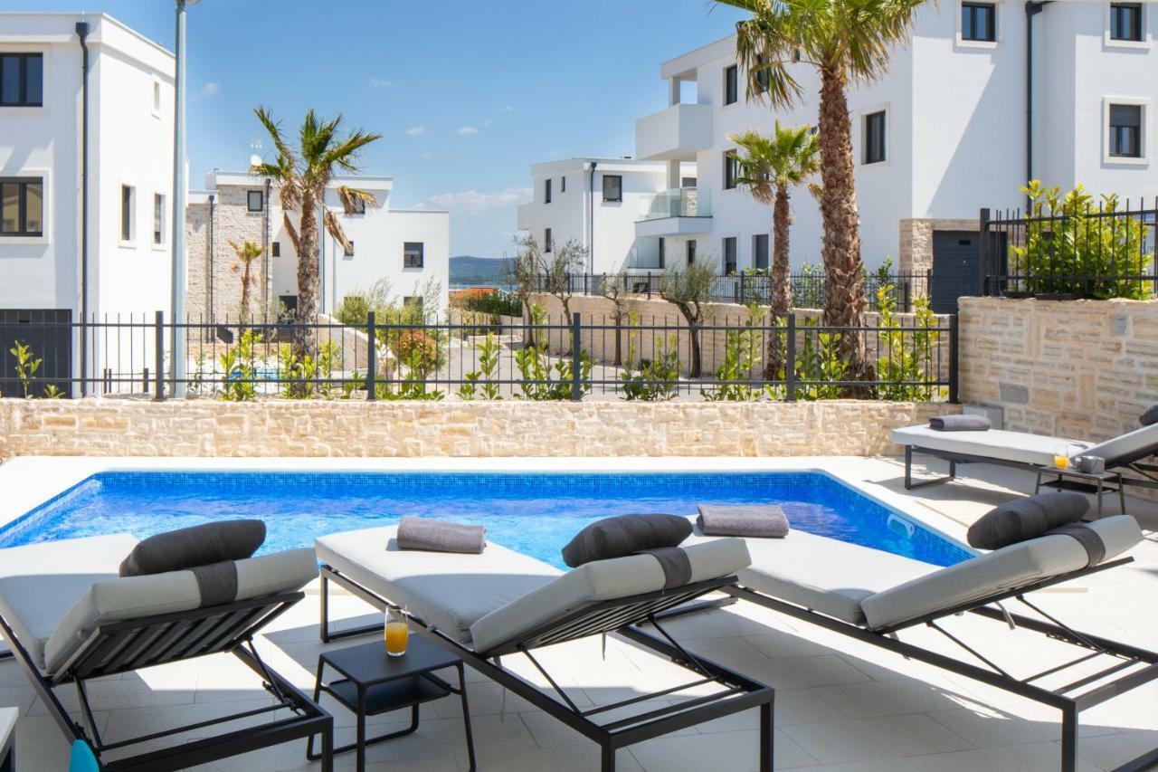 Luxury Apartment La Mer Murter Buitenkant foto