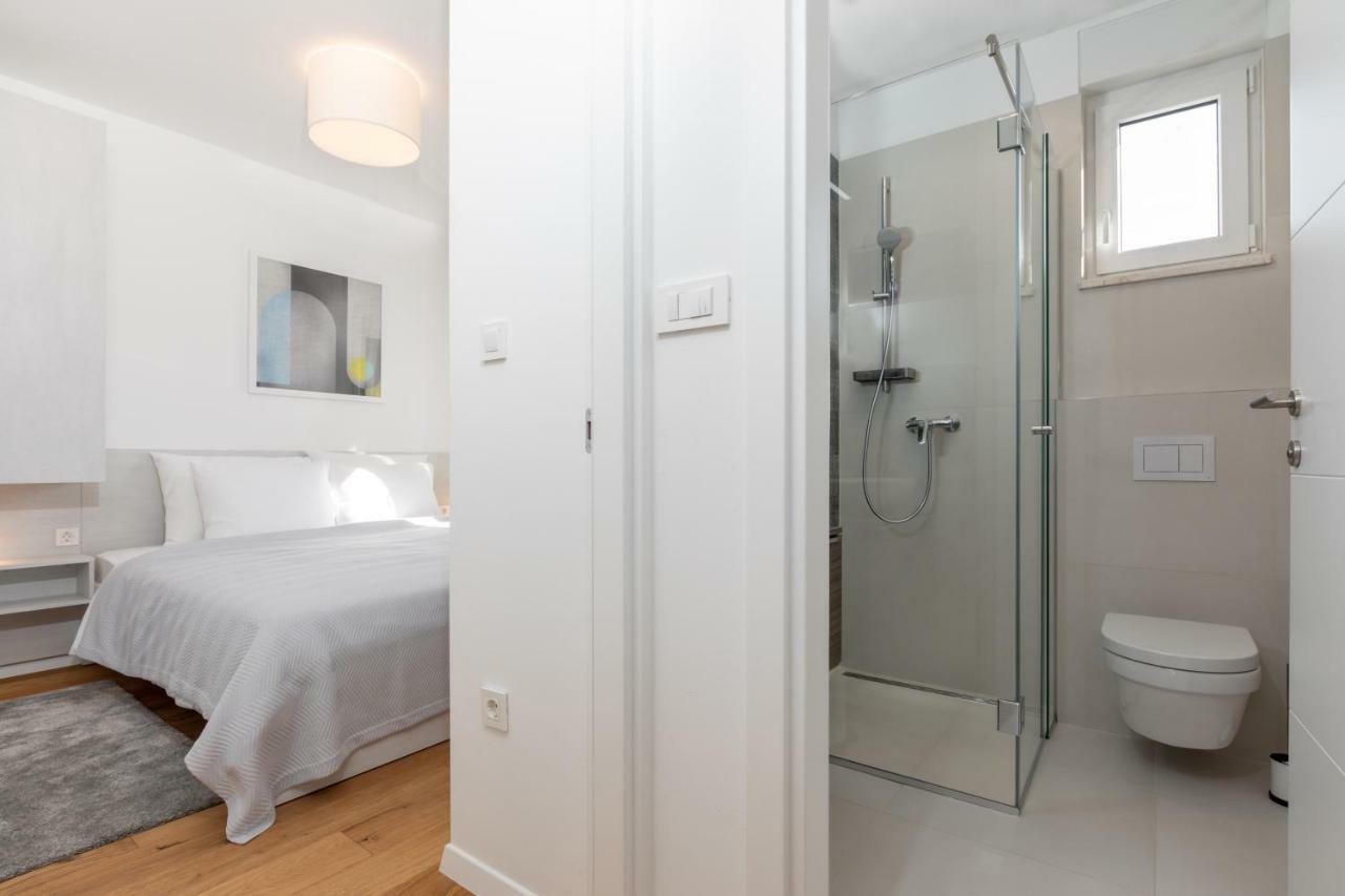 Luxury Apartment La Mer Murter Buitenkant foto