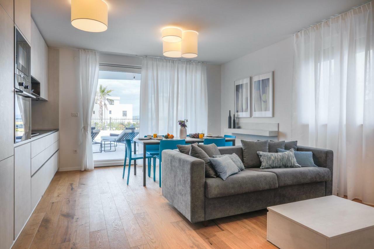 Luxury Apartment La Mer Murter Buitenkant foto