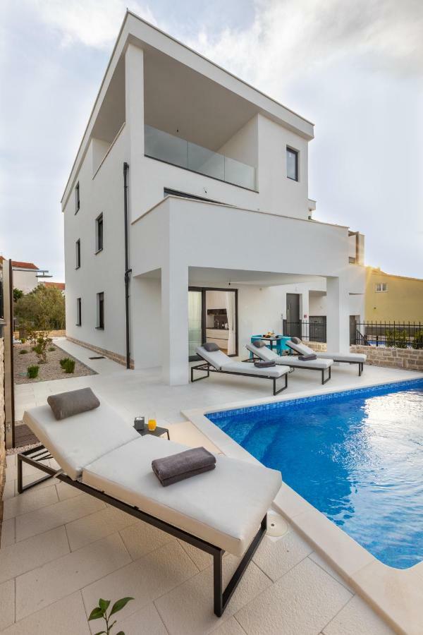 Luxury Apartment La Mer Murter Buitenkant foto