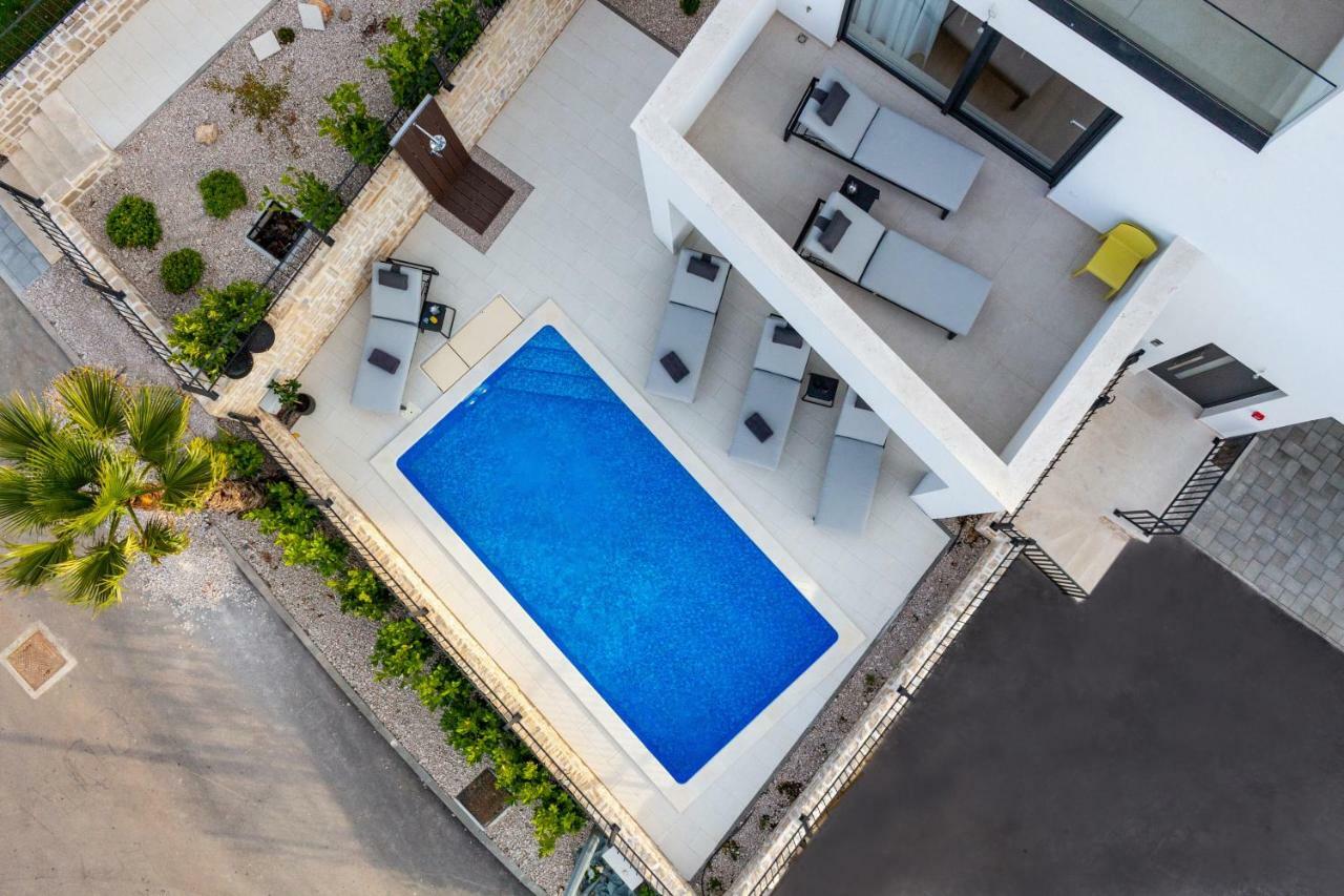 Luxury Apartment La Mer Murter Buitenkant foto