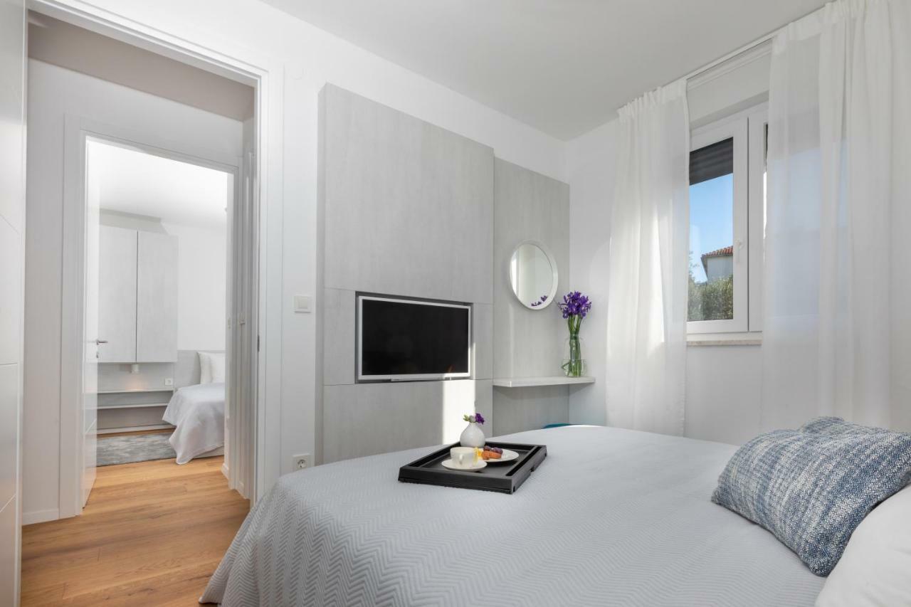 Luxury Apartment La Mer Murter Buitenkant foto